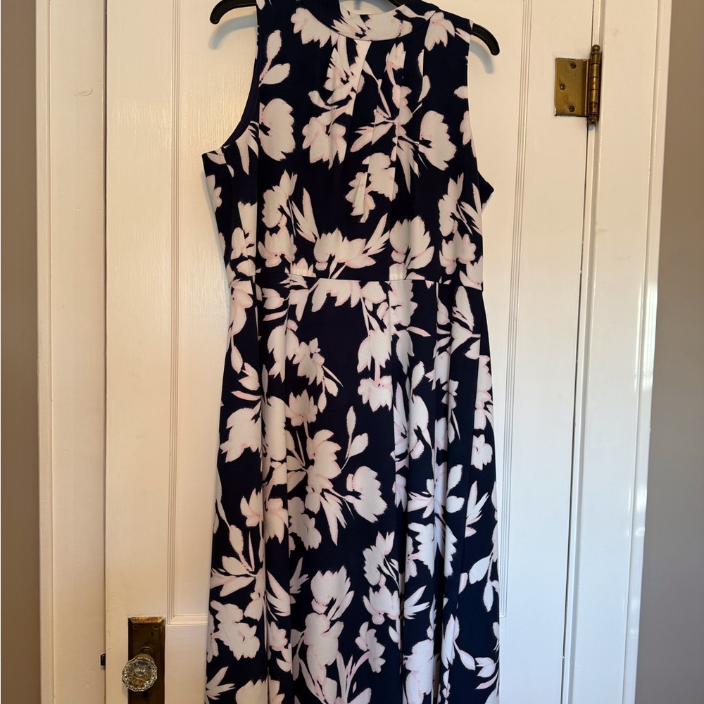 Liz Claiborne Navy and White Floral Midi Dress